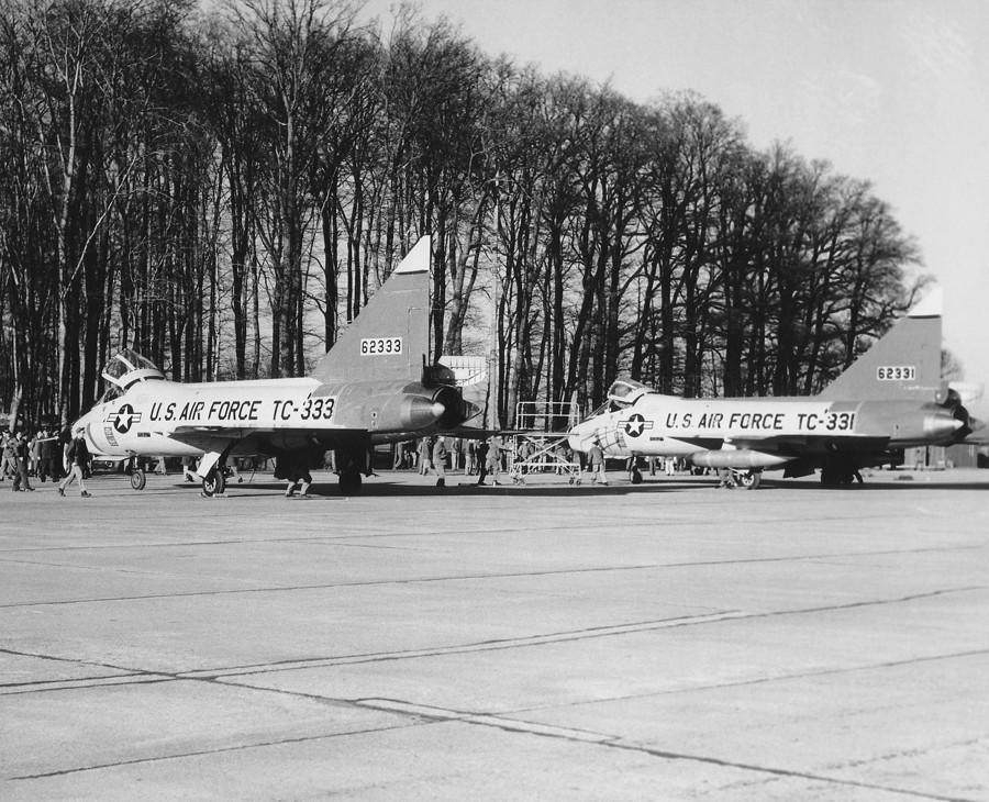 562333 TF102A 62331 Bitburg 28Jan59 USAFphoto