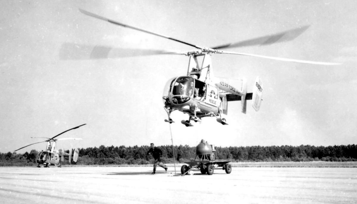 581827 Moody ca1959 60 coll NETaylor13